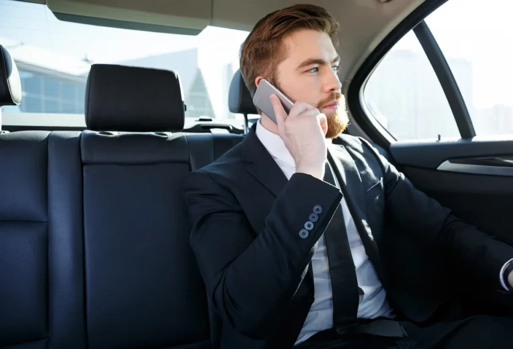 airport transfer - lavish chauffeurs