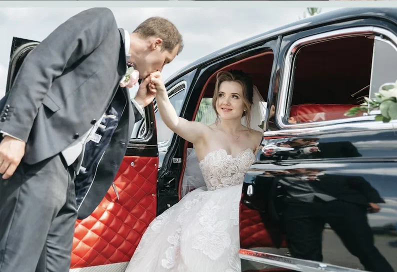 wedding chauffeur lavish