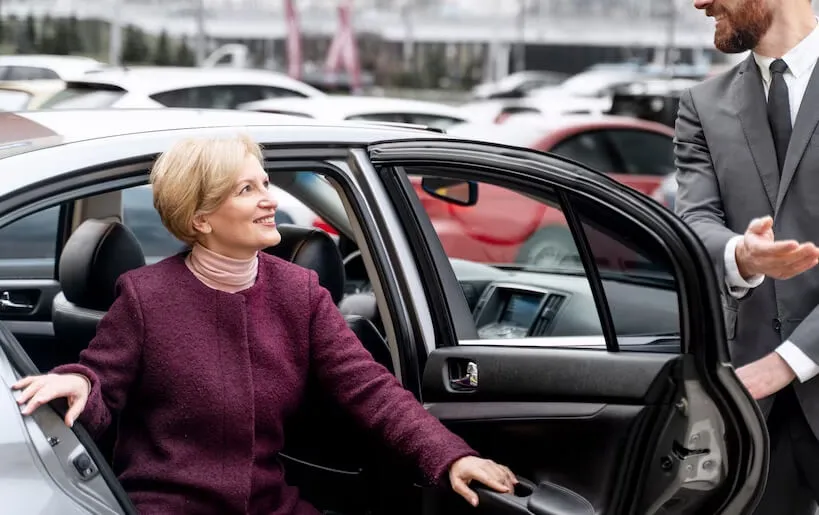 car book lavish chauffeurs