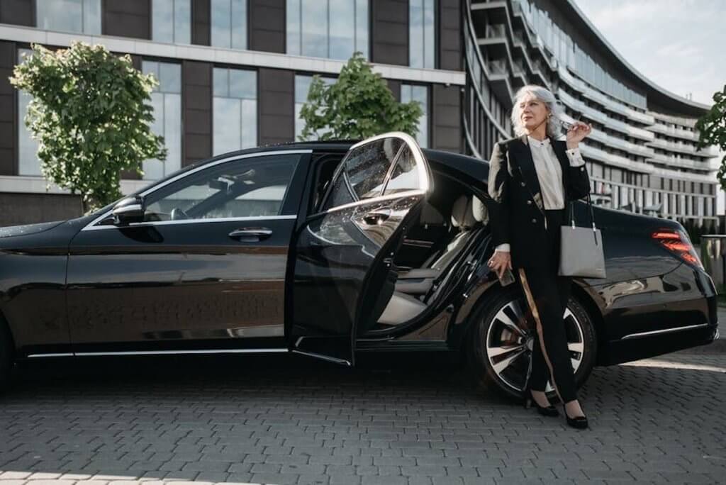 Airport-Transfer-london lavish